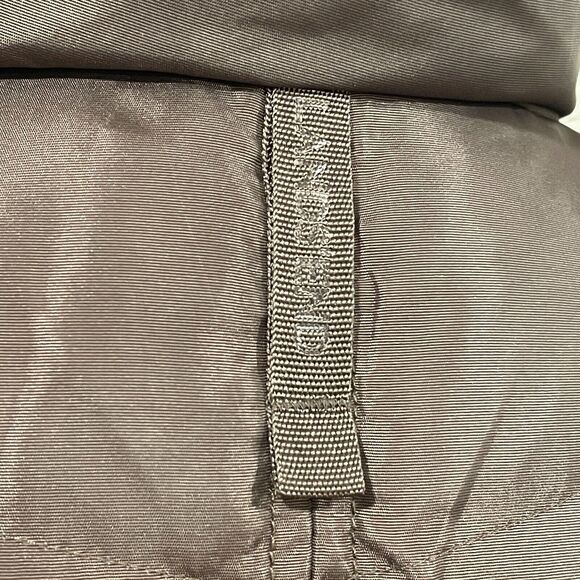 ~~ Lands End Down/Feathers Puffer Vest Sm Womens Zip Up Dark Brown Snap Pockets~ - Picture 11 of 16